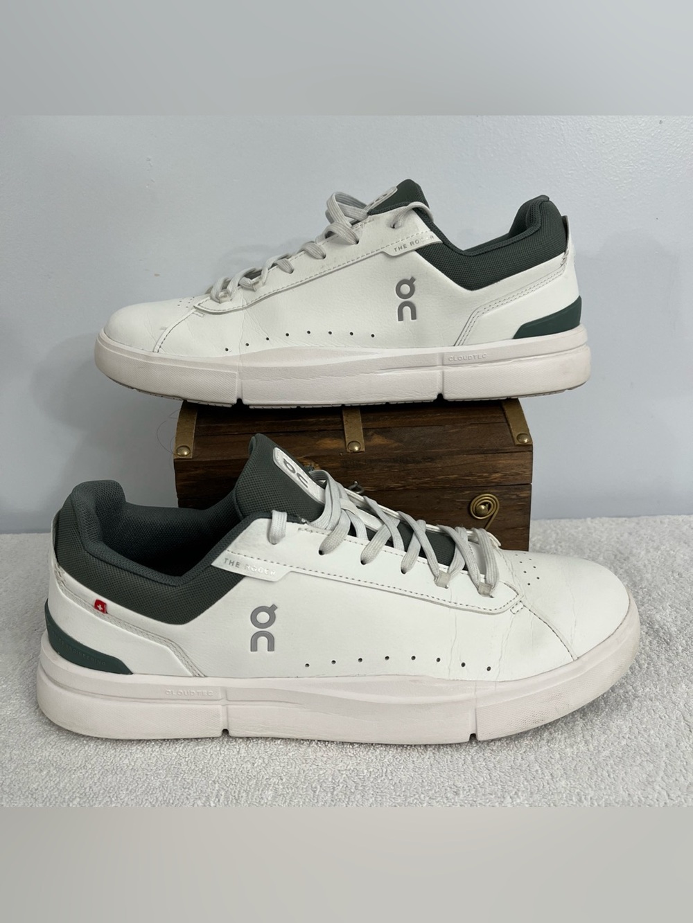 Mens Size 12 On Cloud The Roger Advantage Athletic Sneakers White Olive Lace Up